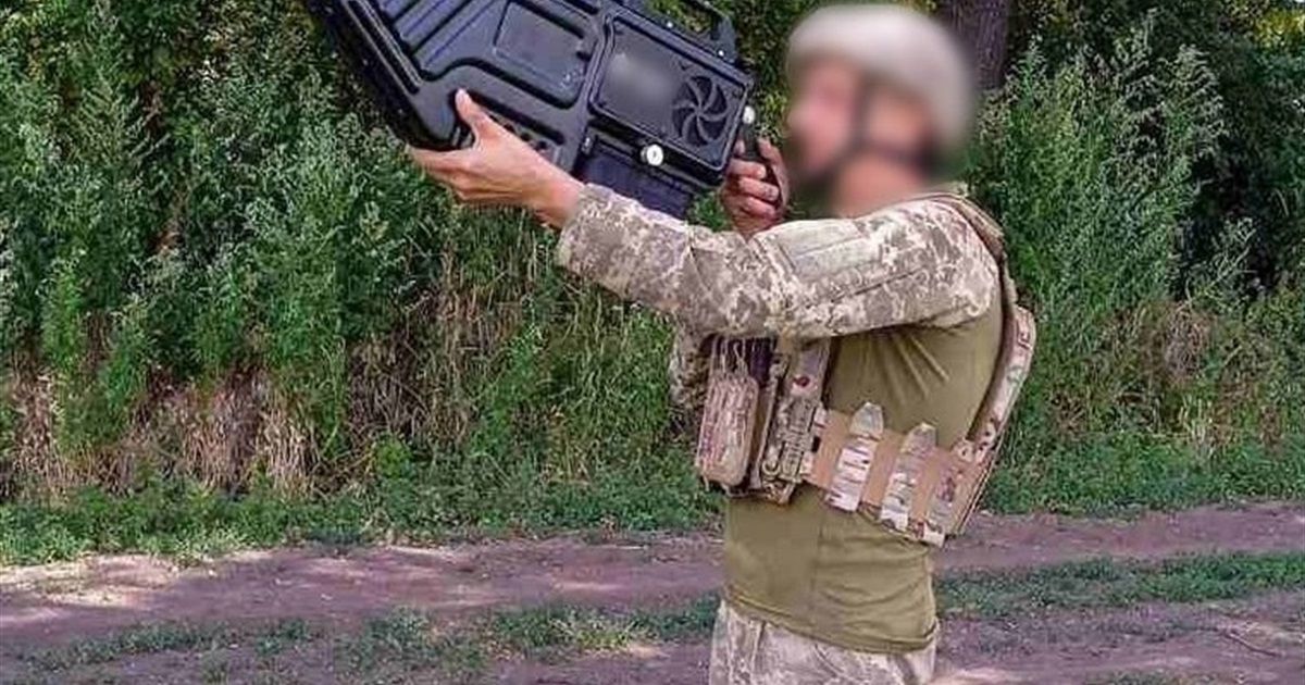 Старокостянтинівська громада придбала антидроновий засіб на передову