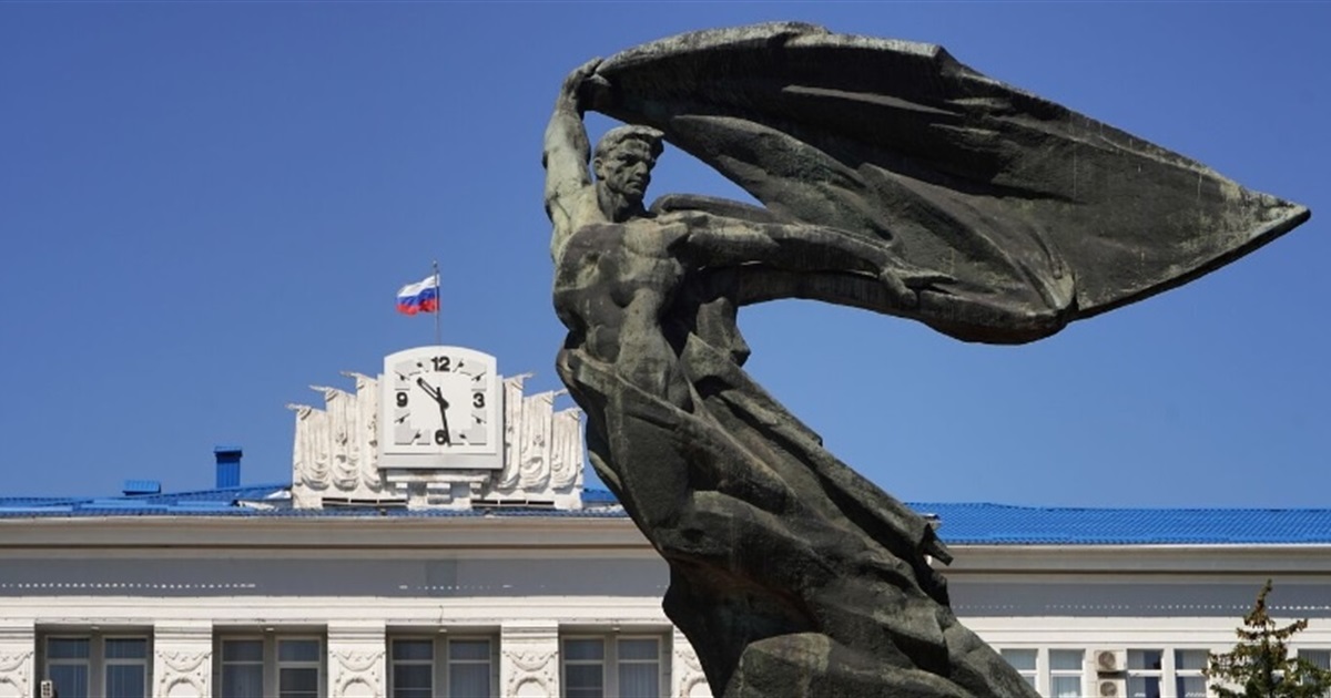 «Будемо триматись, скільки зможемо!» За рахунок чого виживають мешканці окупованого Бердянська