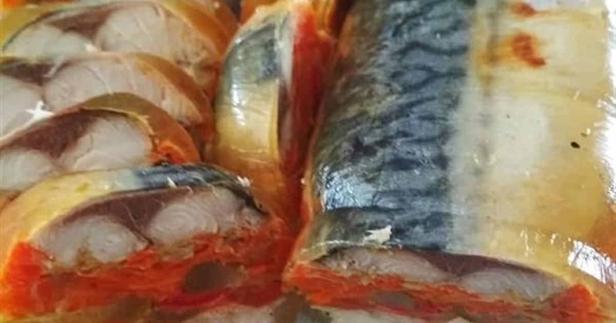 Готуємо сьогодні: рецепт скумбрії, фаршированої овочами