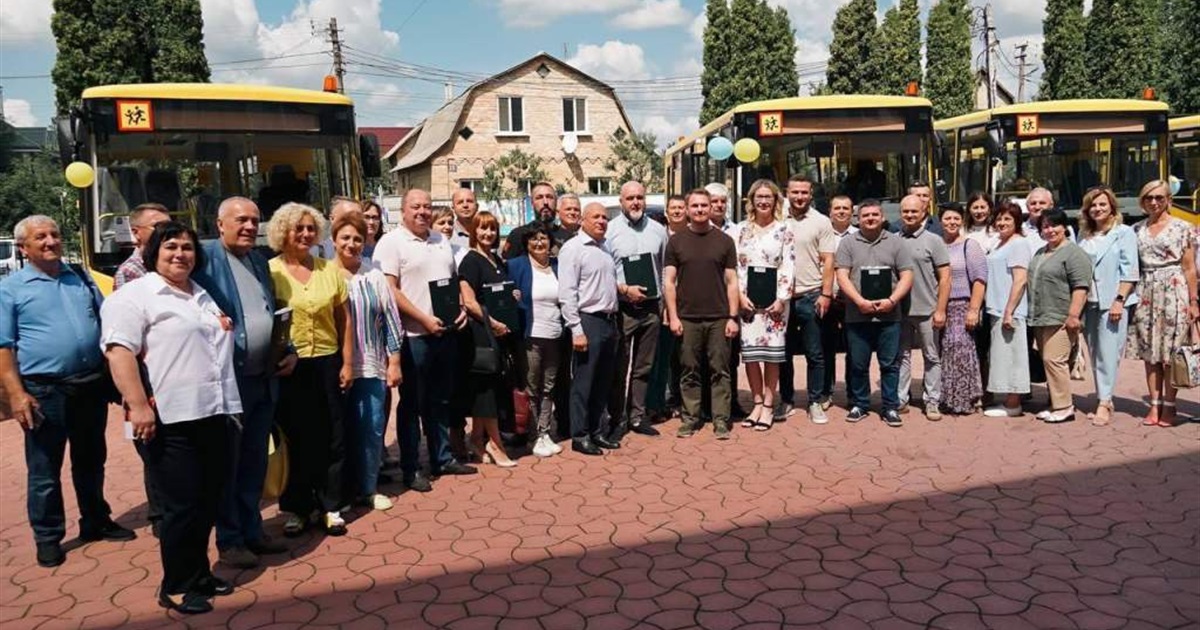 Новий шкільний автобус поповнив автопарк Кагарлицького ліцею №3