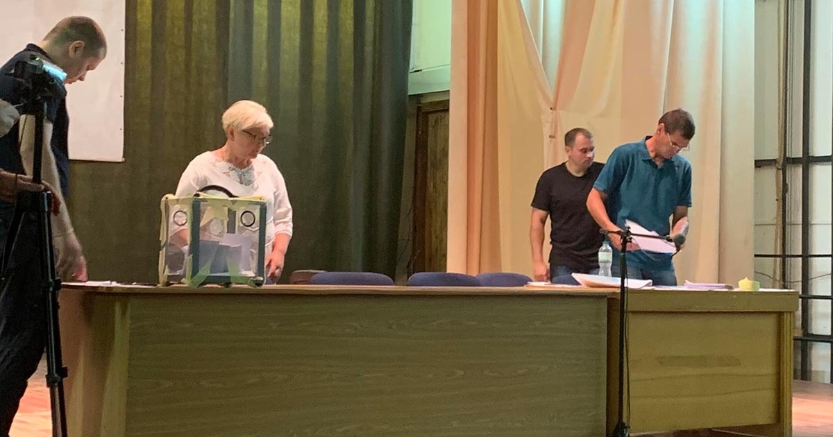 У Ржищеві депутати звільнили з посади секретаря міської ради