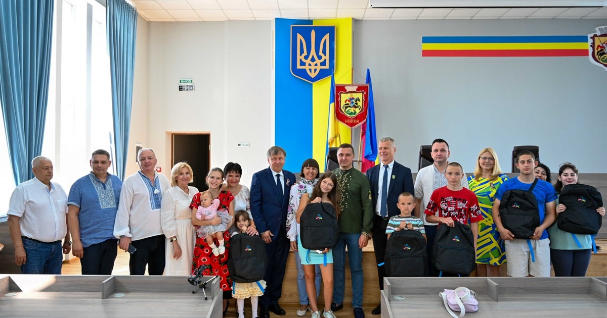 Латвійські друзі вкотре привезли маленьким ніжинцям подарунки