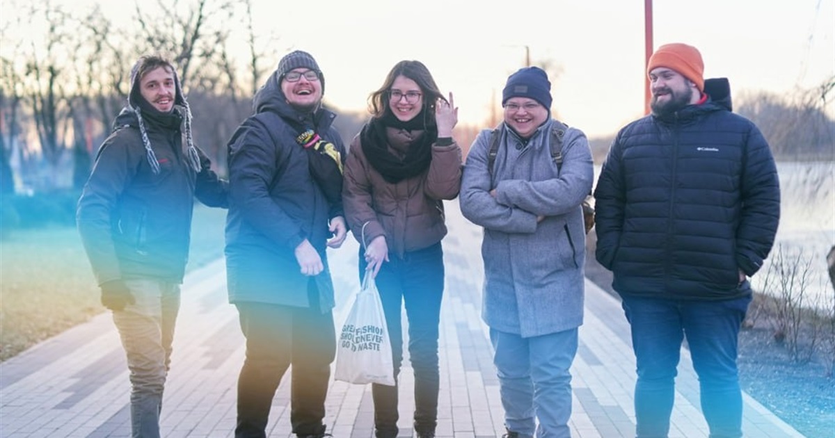 Бахмут, Лисичанськ і Маріуполь. Активісти "Штуки" працюють над фільмом-згадкою про Схід