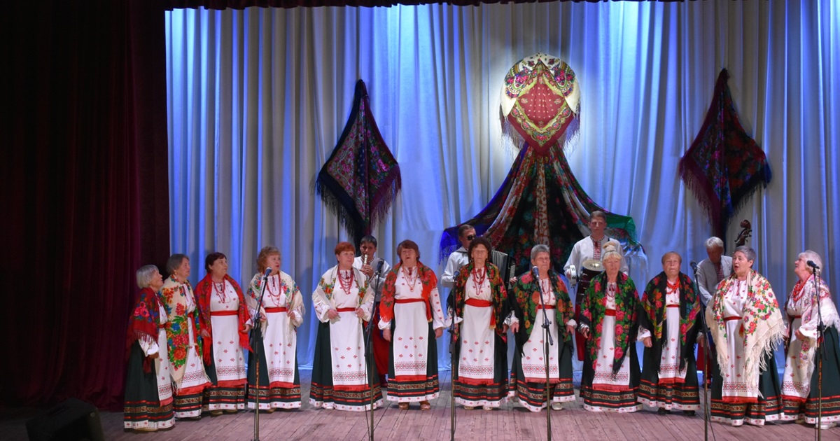 Чому душа співати просить? Декілька історій талановитих учасників ветеранського хору з Корюківки