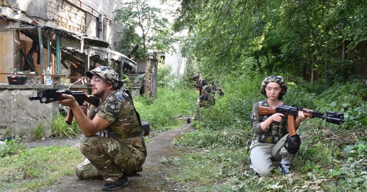 Мешканцям Ірпеня пропонують пройти військову підготовку: хто може взяти участь і де записатись