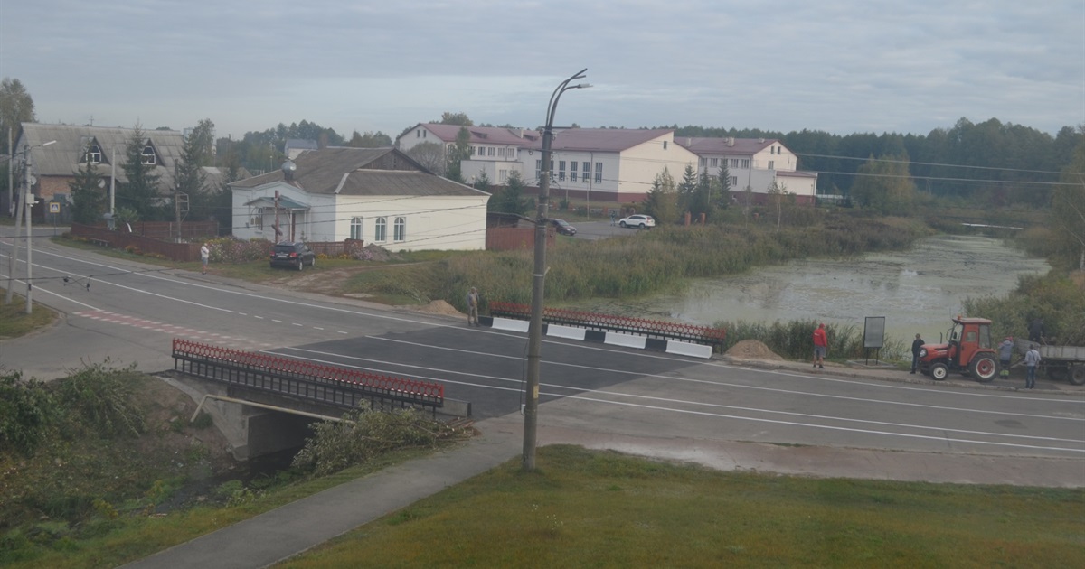 У Корюківці військові будівельники за два місяці відремонтували міст по вулиці Шевченка