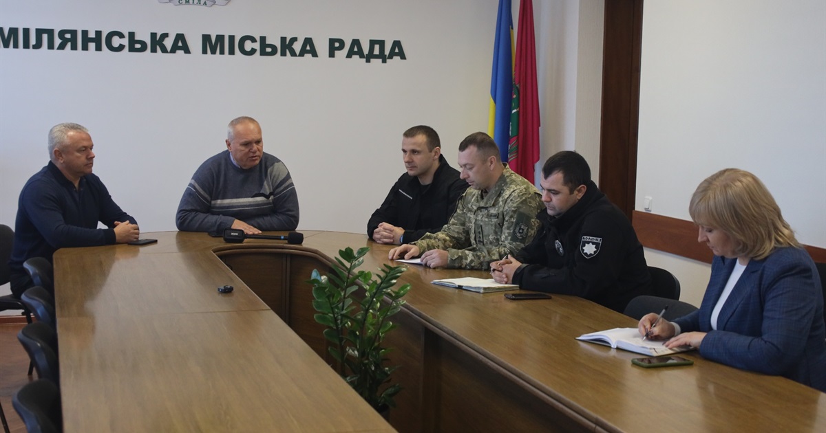 Представники РТЦК та СП, поліції й прокуратури розповіли про мобілізацію в Смілі. Відео