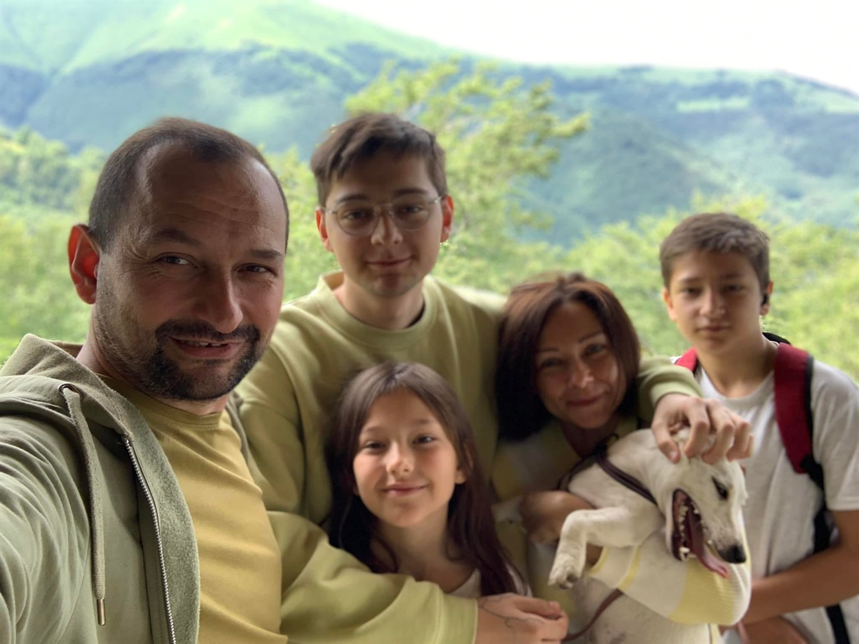 Майже уся родина Головко. Не вистачає старшого сина
