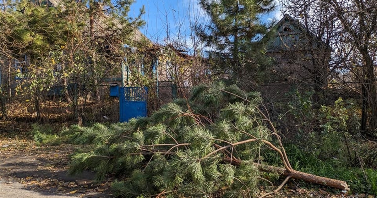 Волонтери показали як допомагають після ворожих обстрілів — про ситуацію у Волноваському районі