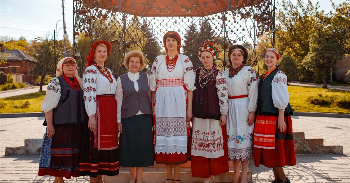 Ми — нащадки запорізьких козаків. Сміливі українки розказують світу про "Генетичний код Бахмута"