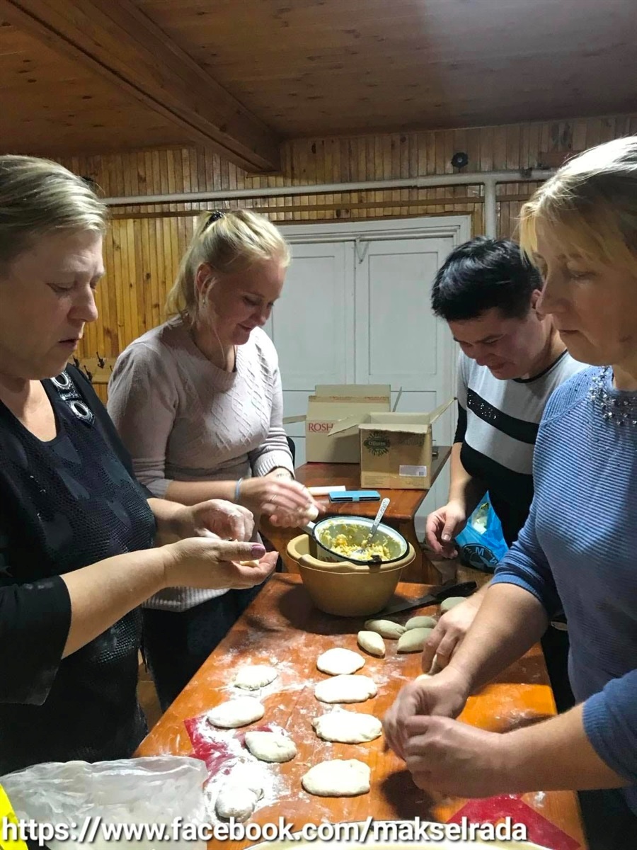 Виробництво смаколиків для військових