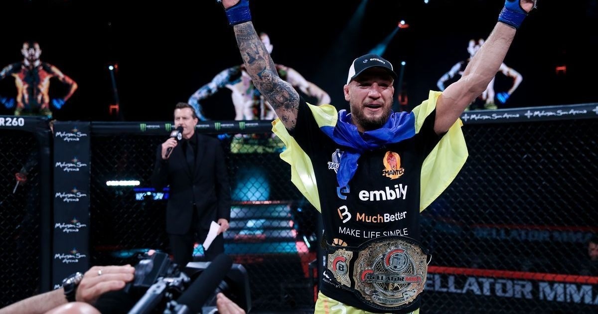 Володар титулу Bellator у напівсередній вазі
