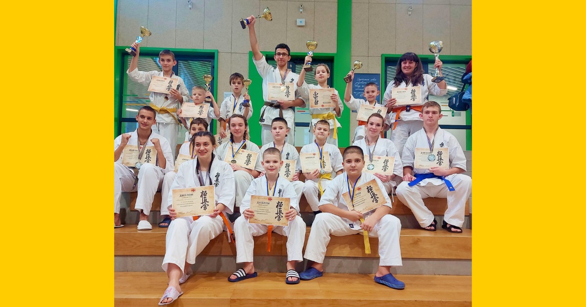 Усі в призерах: первомайські каратисти вдало виступили на чемпіонаті Києва