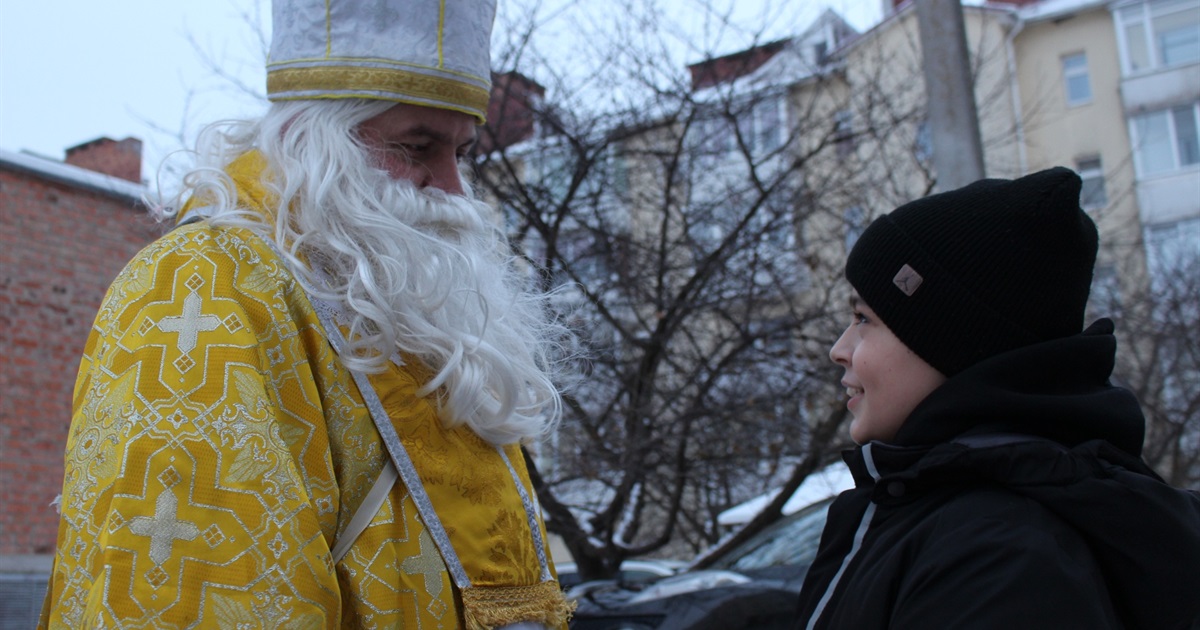 Подарунки від Святого Миколая: військовослужбовці 7 бригади завітали до дітей загиблих побратимів