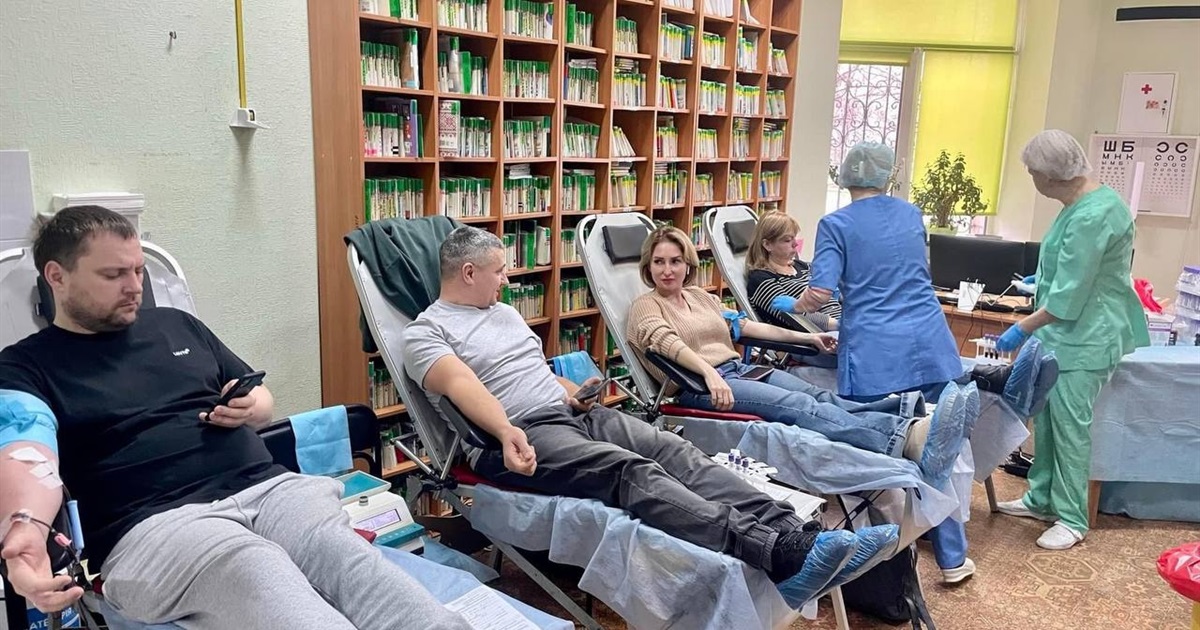 У День Донора мешканці Бучі та Гостомеля зібрали 34 літри крові для захисників