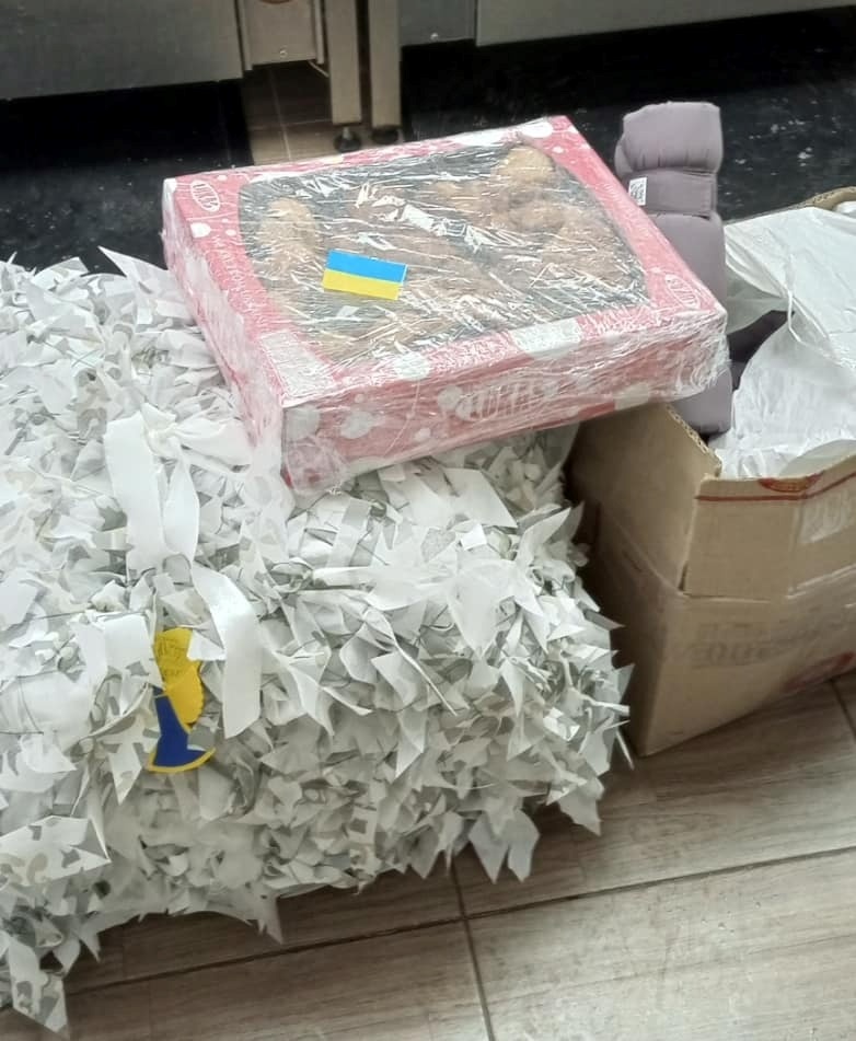 Дмитро збирає допомогу для захисників та цивільних