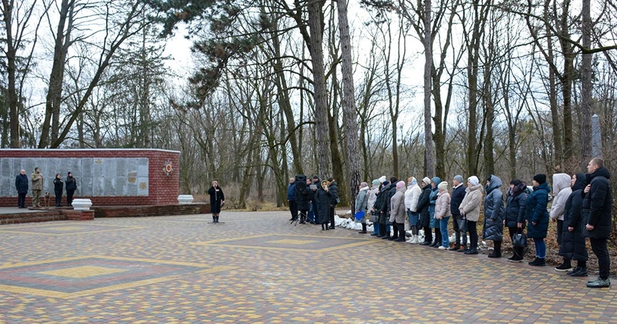 Вшанували визволителів і загиблих: 80 років тому Кагарлик звільнили від нацистів