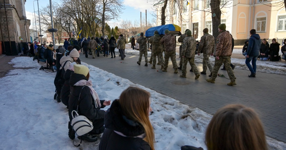 Ніжин попрощався з Героєм Олексієм Ільчуком