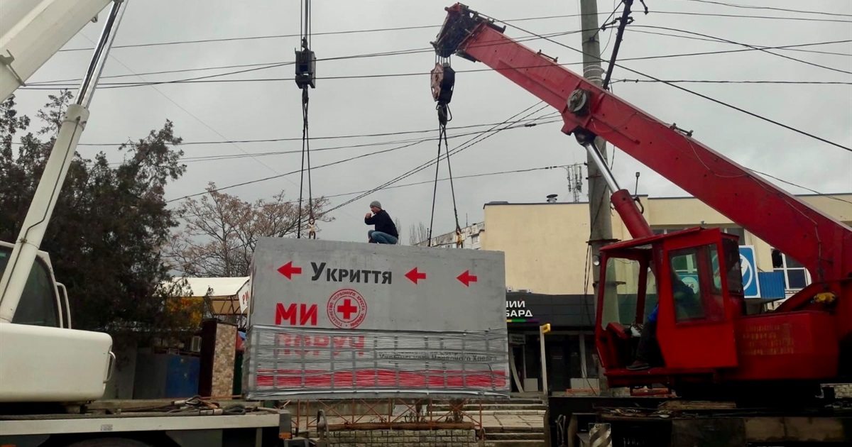 19 мобільних укриттів з’явилося на Херсонщині. Де їх встановили і чим вони корисні для мешканців?