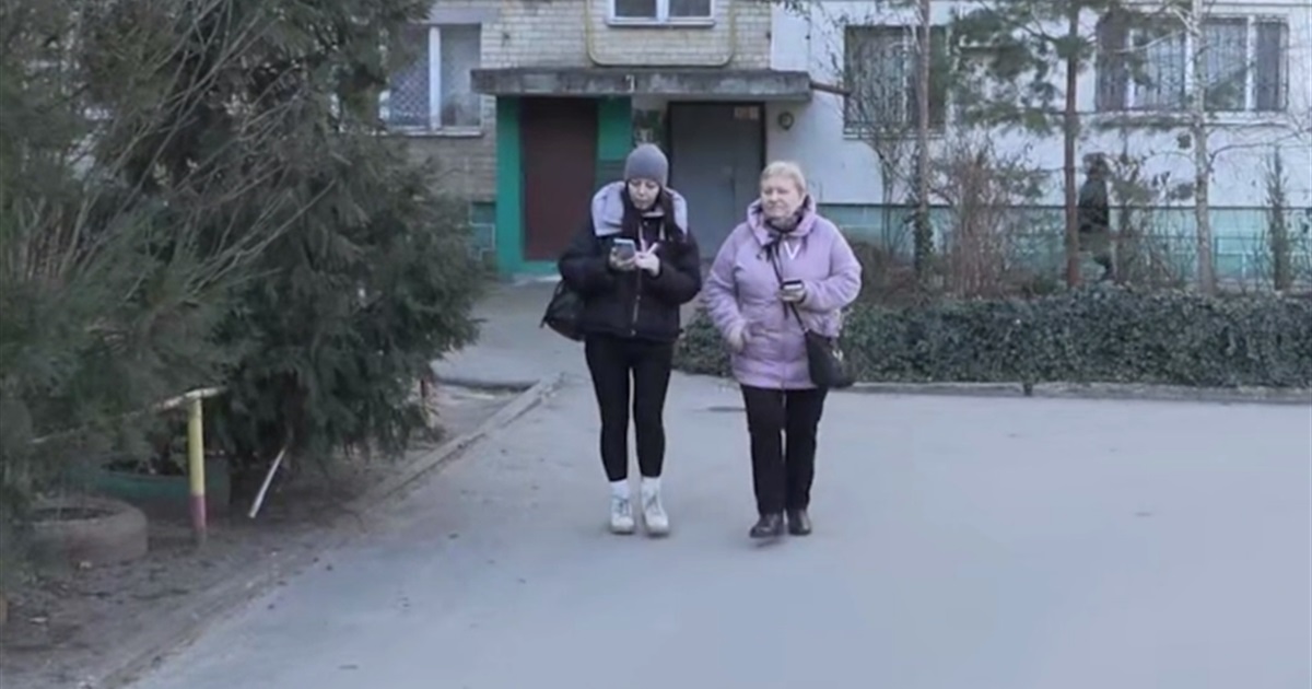 Окупанти почали обходити будинки бердянців з інформацією про псевдовибори