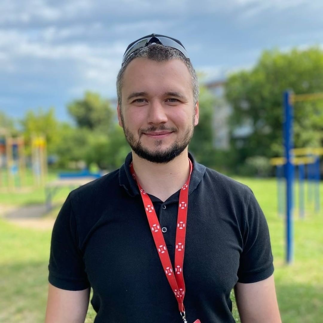 волонтер