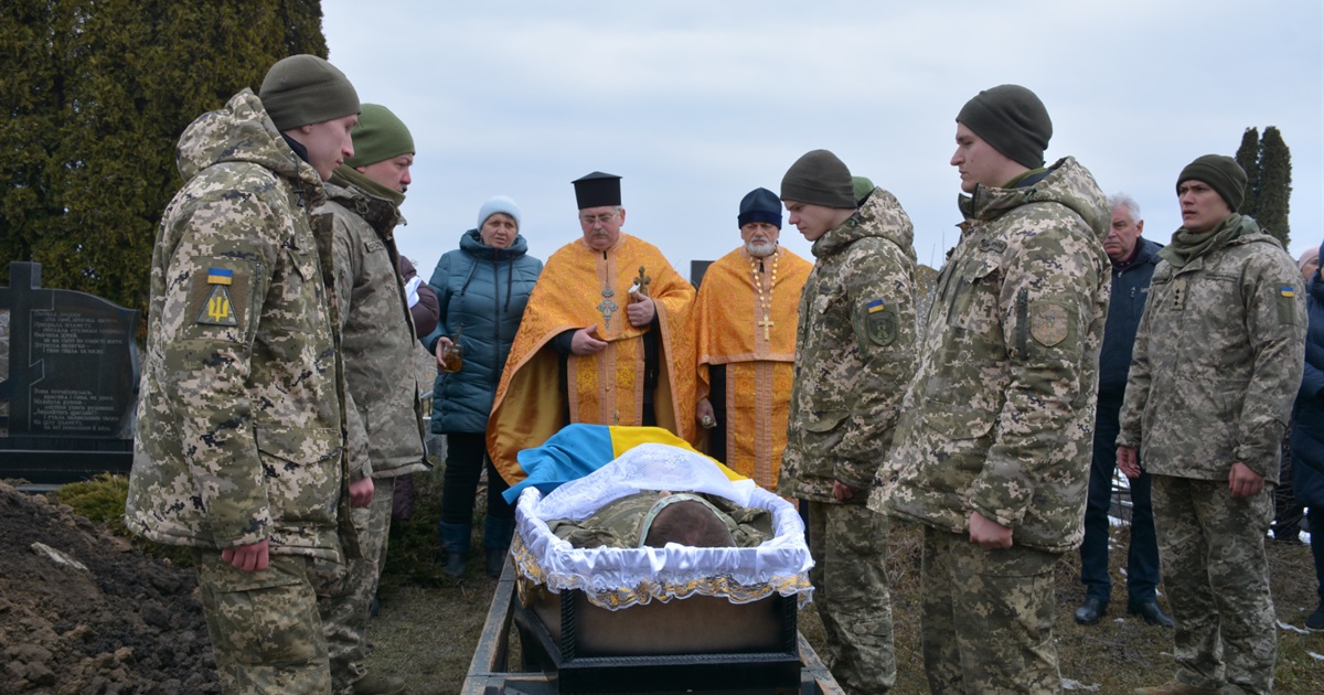 Небесне військо поповнилося: поховали Героя Леоніда Реву з Кагарлика