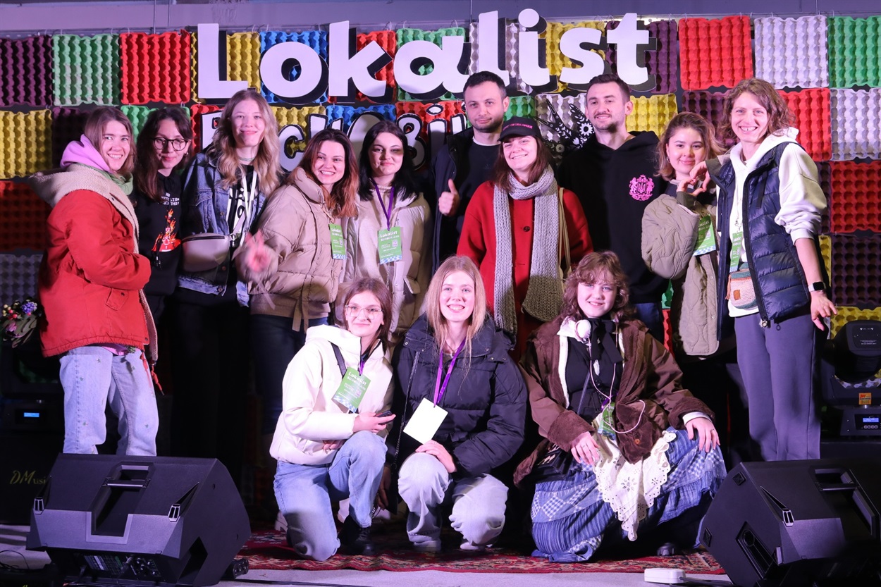 Команда та гості Lokalist.Весновій