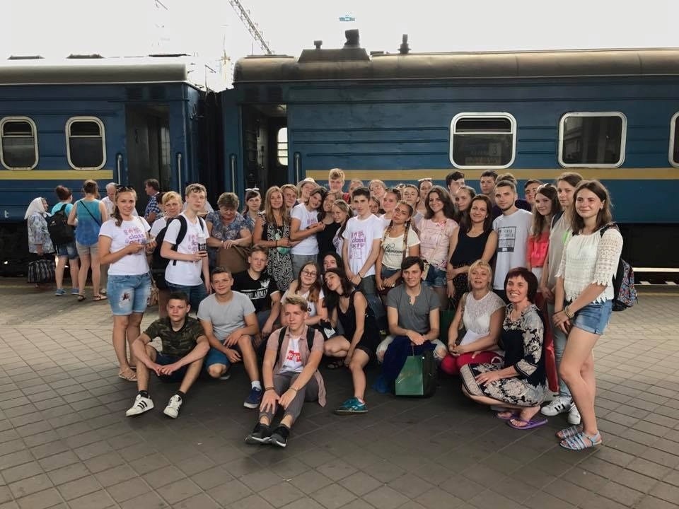Учасники з Щастя і Попасної проводжають Клесів і Нововолинськ