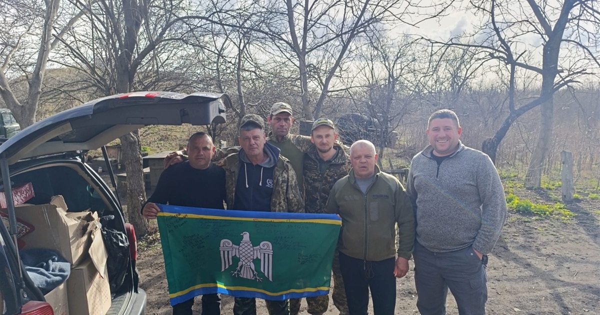 Волонтери Кіцманщини не втомлюються працювати задля Перемоги