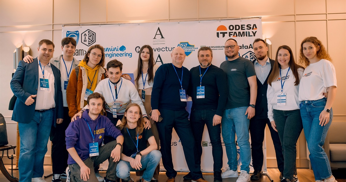 В Одесі провели хакатон креативних IT-проєктів: чим дивували журі студенти і школярі