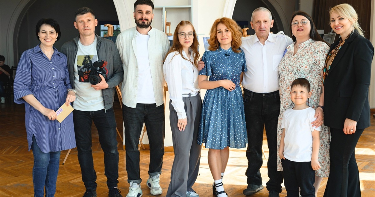 Тільки в єднанні наша сила. Алевтина Швецова про проєкт «Портрети Маріуполя» і історії, що надихають