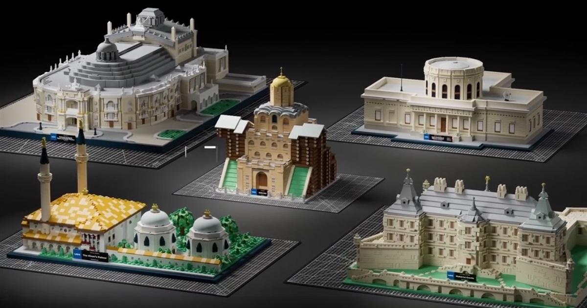LEGO-моделі пам'яток Одещини та Миколаївщини можна отримати за донат: гроші підуть на ремонт школи