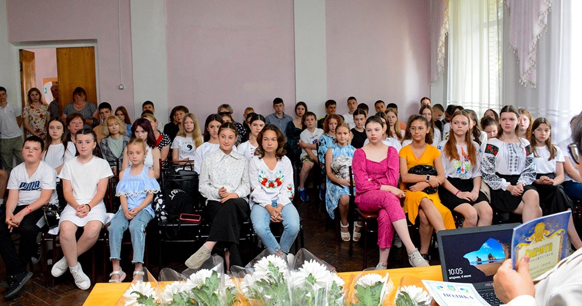 Нагороди та премії: у Кагарлику вітали переможців творчих конкурсів та змагань та їхніх наставників