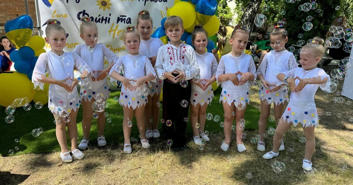 Южненський танцювальний колектив взяв участь у фестивалі Holiday Fest 2024 (ФОТО)