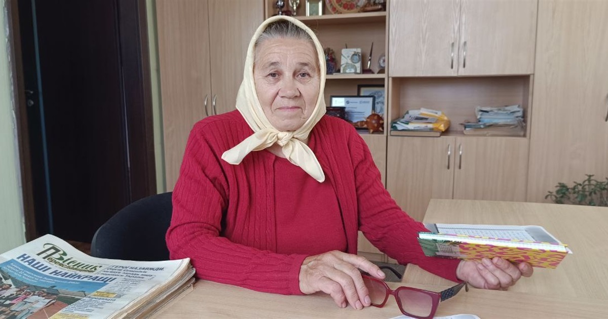 "Сусідки слухають і плачуть": Анастасія Сахно з Великої Каратулі пише вірші про війну і свій край