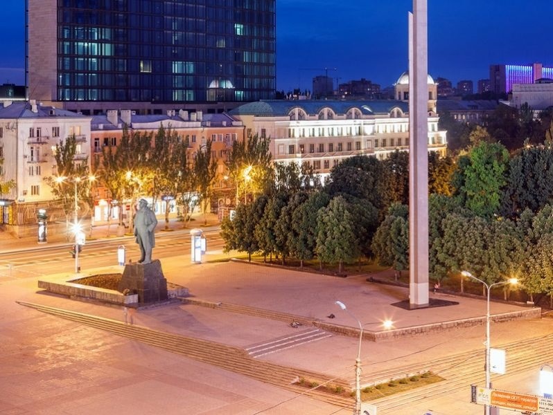 Площа Леніна у Донецьку