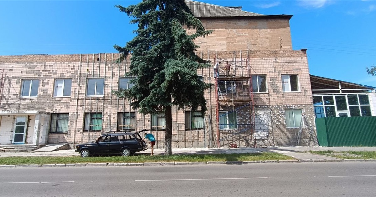 У Переяславі в парку Шевченка кластимуть тротуарну плитку