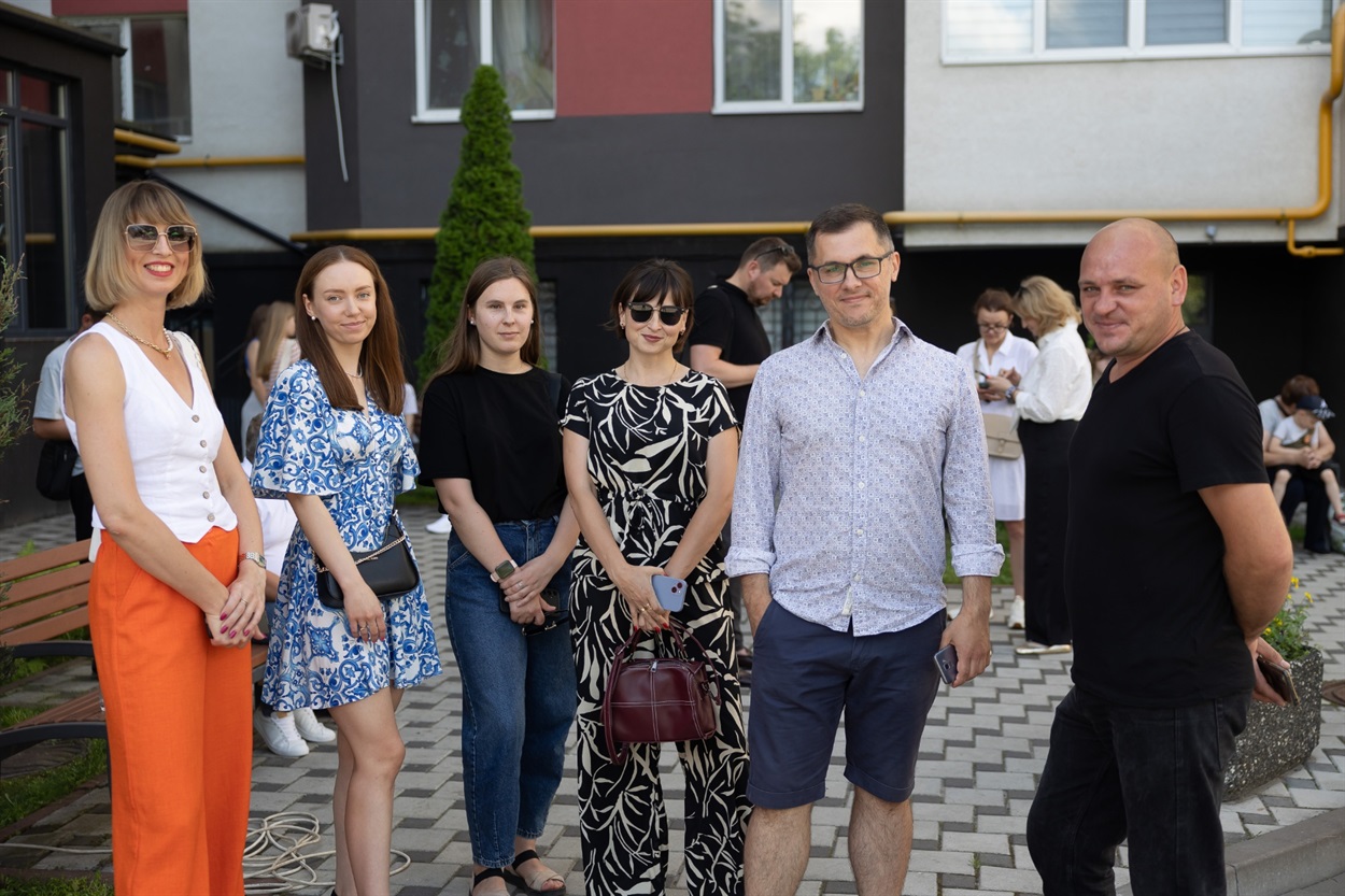 Викладацький склад ІЛІТ на відкритті молодіжного простору Ko_Laba в Ірпені