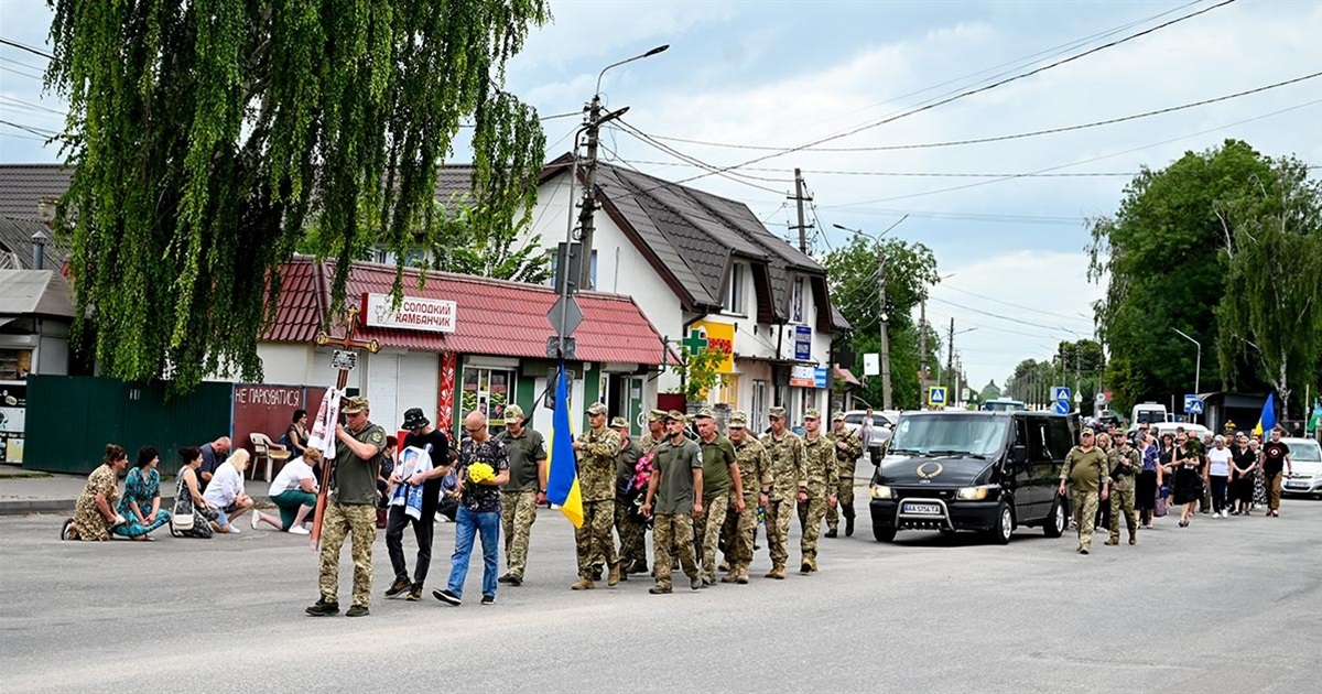 У Кагарлику провели в останню дорогу Євгенія Кучера – він загинув в бою на Донеччині
