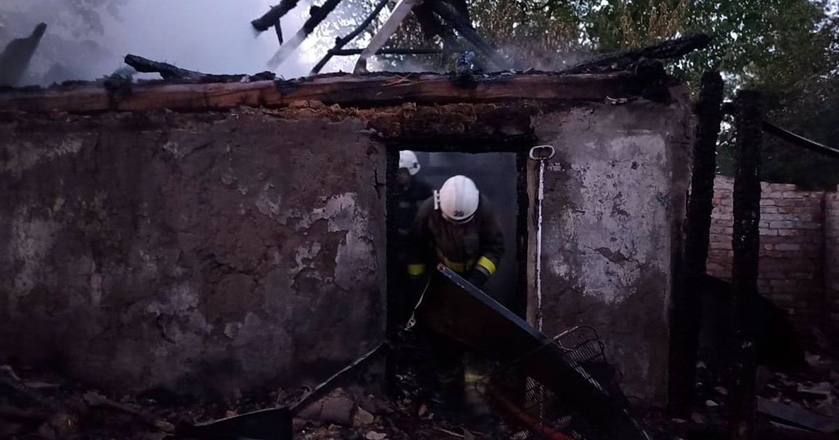 Пожежа у Півцях, що на Ржищівщині: від вогню постраждав господар будинку
