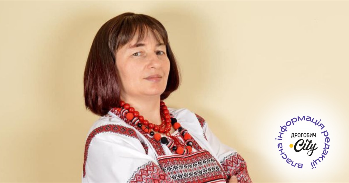 Кулінарна алхімія Лесі Кравецької: авторка чотиритомника “Львівські пляцки” веде влог на YouTube