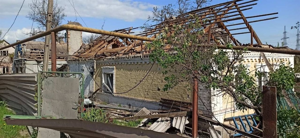 Зруйнований ворогом будинок