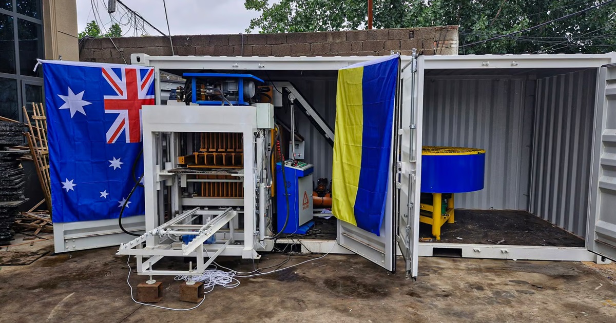 Австралійський стартап відправив на Київщину мінізавод для створення будівельних Lego-блоків