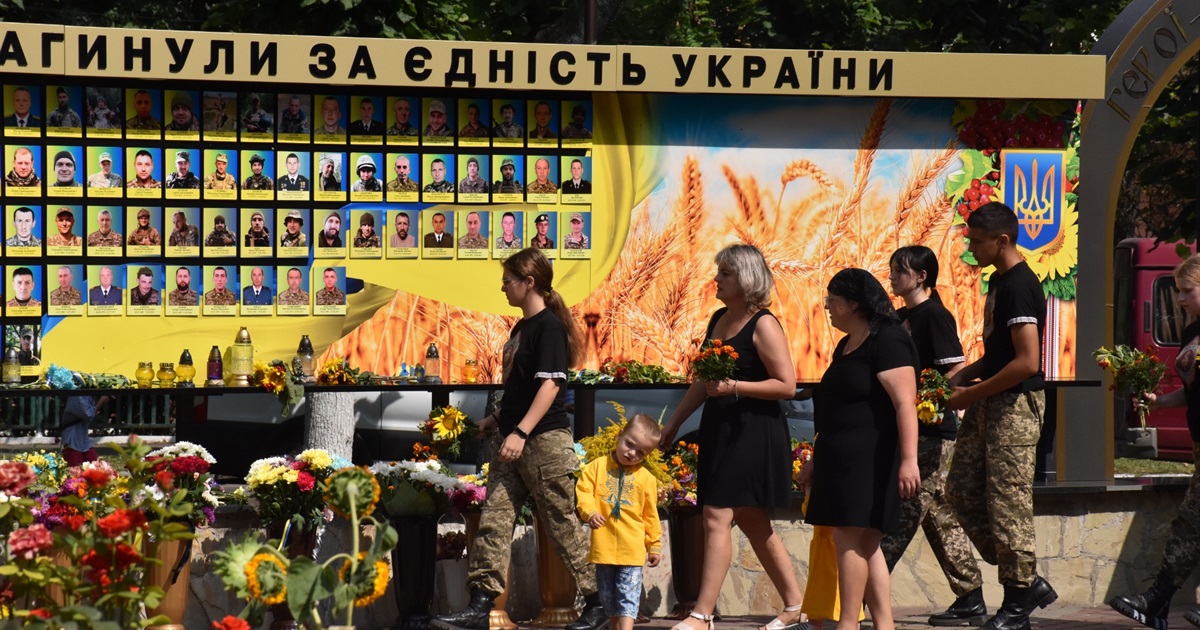 Гине цвіт нації! У Старокостянтинові провели меморіальний захід