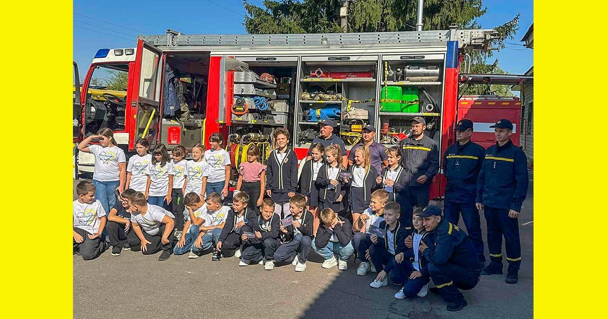 Ліцеїсти привітали Кагарлицьких рятувальників