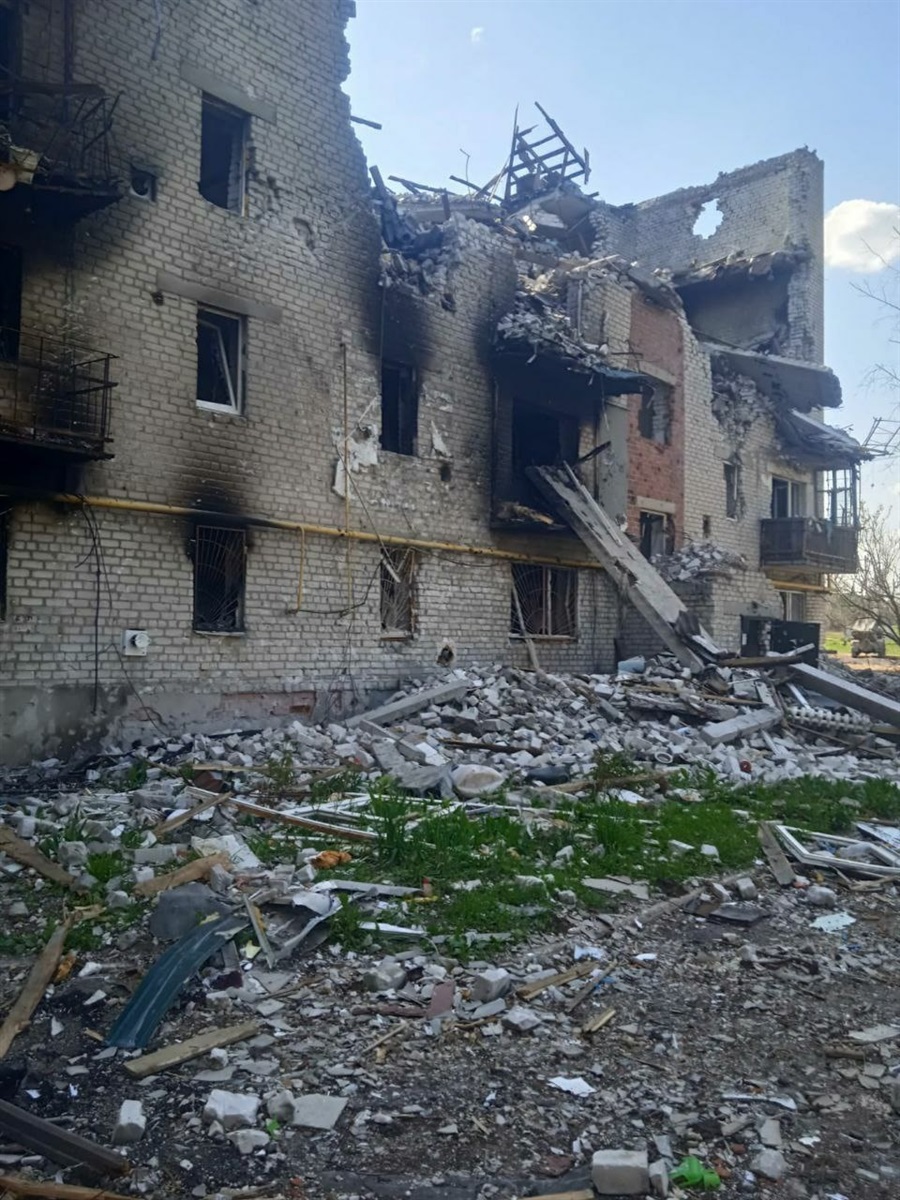 Зруйнований будинок в Попасній