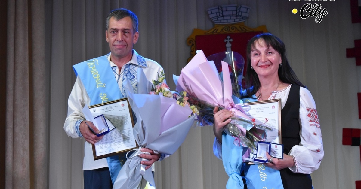 До Дня міста жителям Переяслава вручили почесні звання, грамоти і премії: хто заслужив? ФОТО