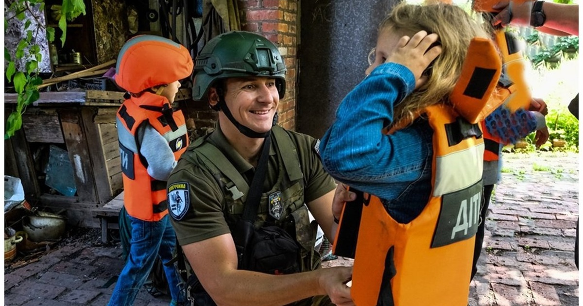 З Волноваського району примусово евакуюють родини з дітьми