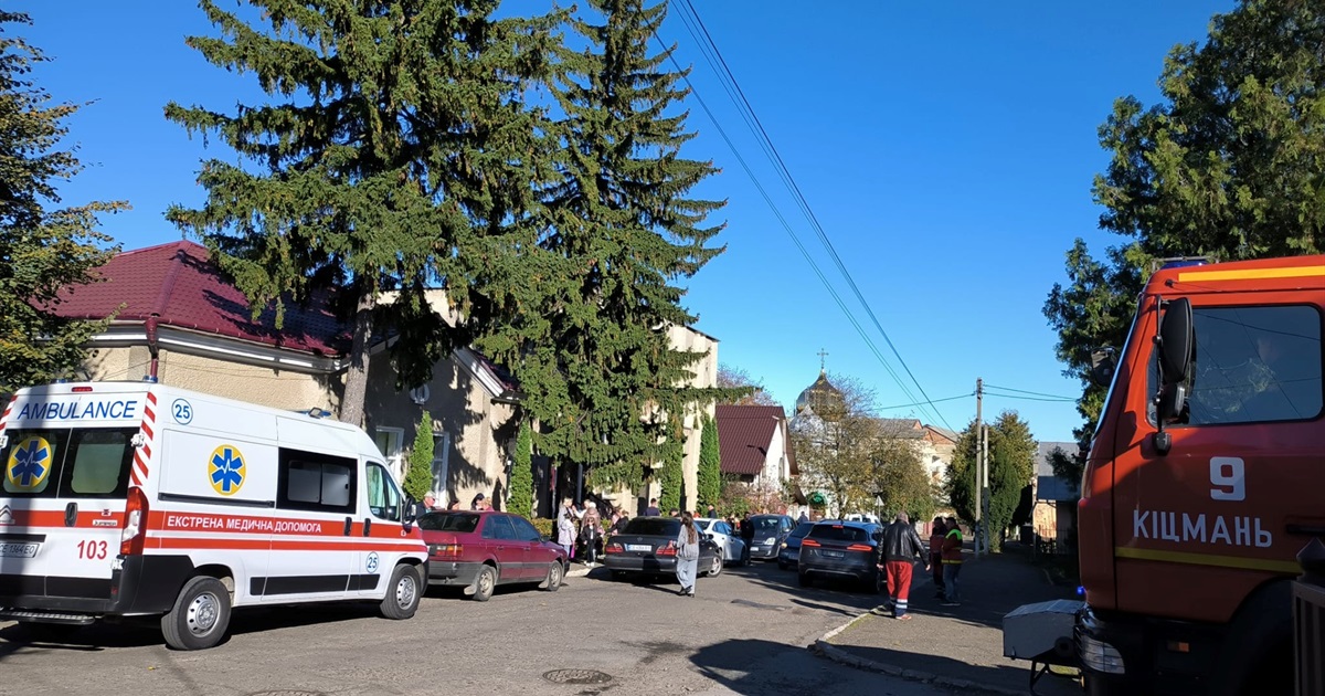 Масові повідомлення про замінування державних і освітніх закладів надходили 14 жовтня