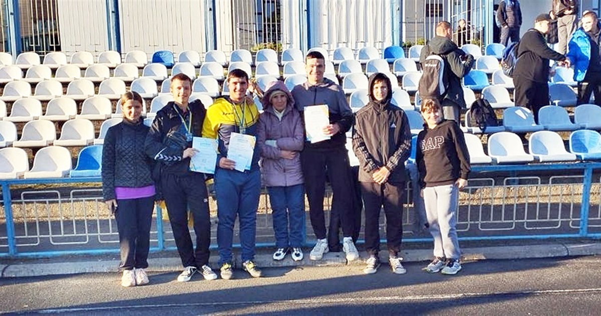 Менські спортсмени зробили подарунок до дня народження тренерки
